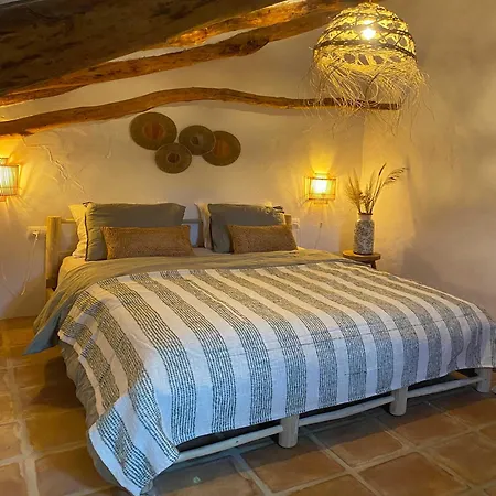 Cortijo La Pedriza * 이즈나얄