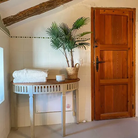 Cortijo La Pedriza 펜션 *